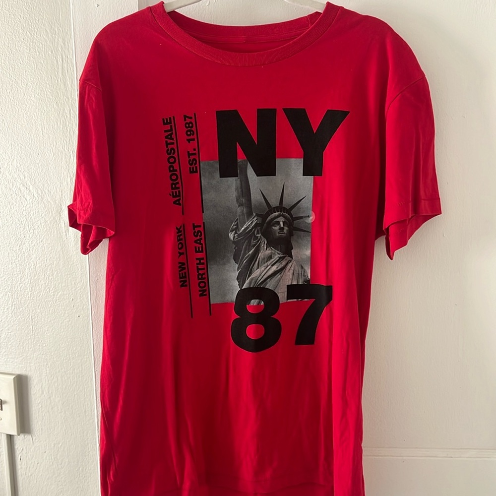 Red Aeropostale T-shirt